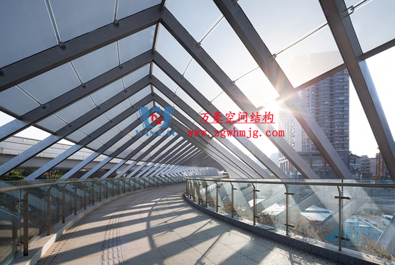 膜結構連廊