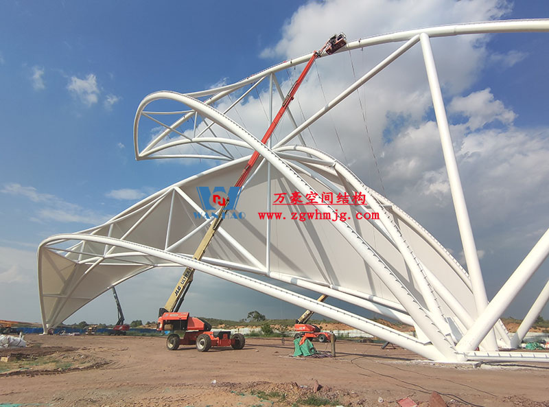 膜結構大門出入口的優(yōu)勢特點