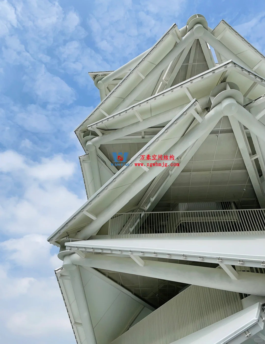 創意與藝術美感兼具的鋼膜結構建筑 創意與藝術美感兼具的鋼膜結構建筑