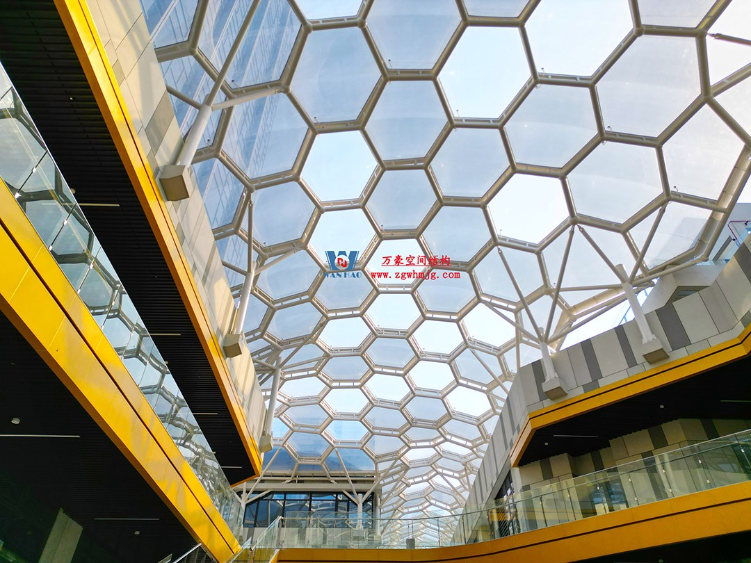 已完工，這個ETFE氣枕商業天幕閃亮登場！