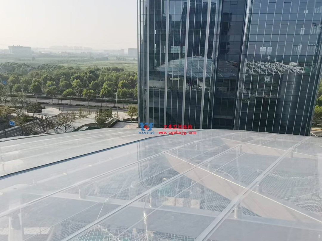 擁有夢幻外衣的ETFE膜結構商業天幕