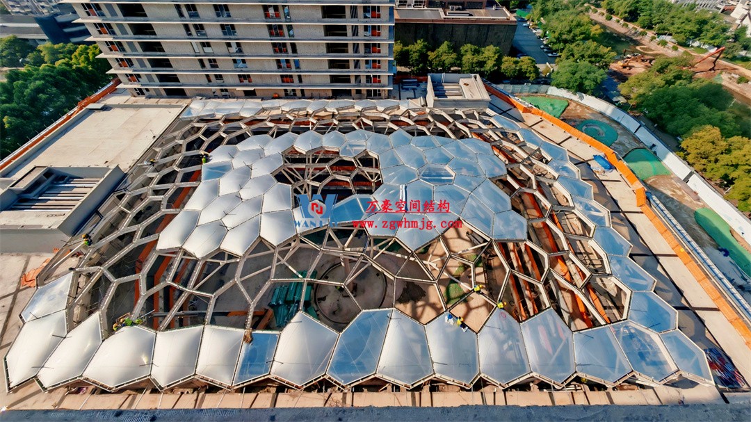 浙江萬豪空間結構集團有限公司安吉云安里項目膜結構工程進展報告 浙江萬豪空間結構集團有限公司安吉云安里項目膜結構工程進展報告