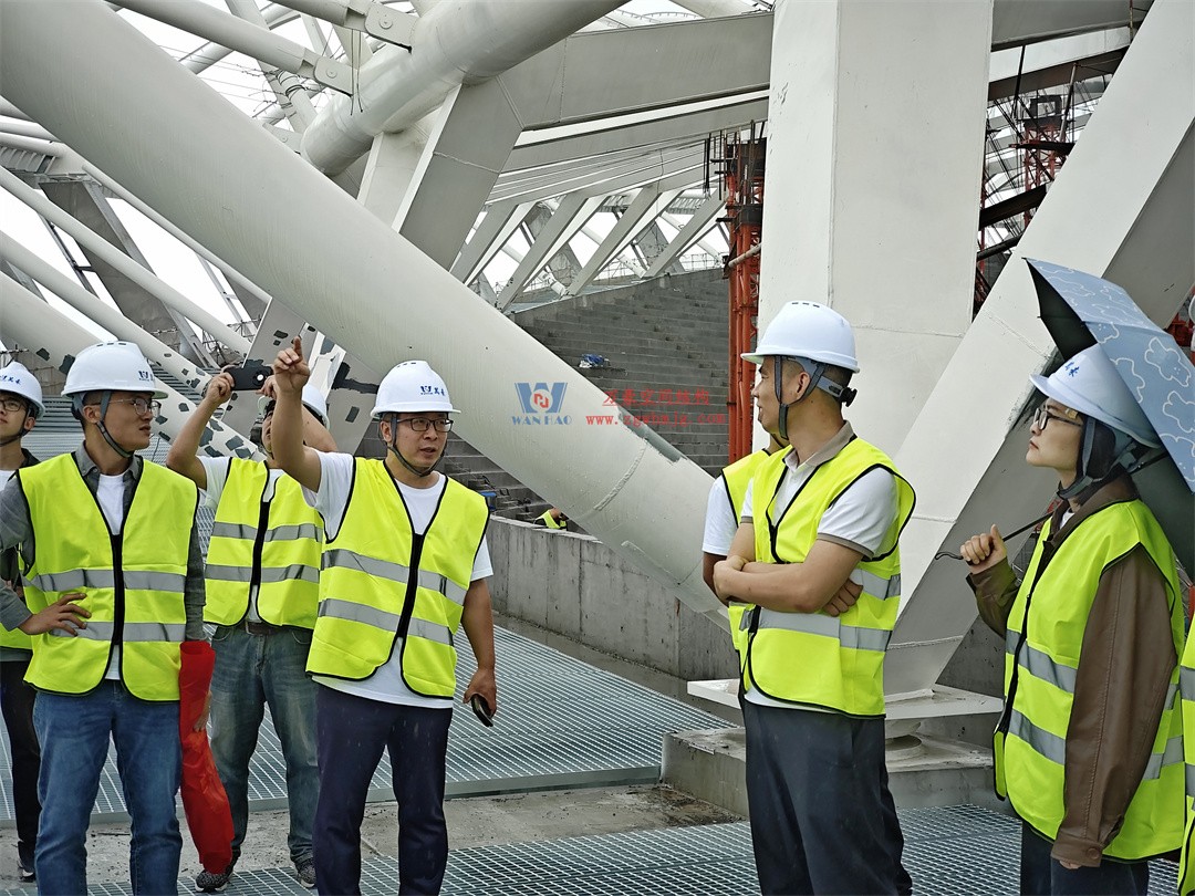 標桿引領,智啟未來——萬豪集團營銷、設計與技術骨干共赴無錫奧體中心,現場觀摩學習解鎖“創新密碼” 標桿引領,智啟未來——萬豪集團營銷、設計與技術骨干共赴無錫奧體中心,現場觀摩學習解鎖“創新密碼”