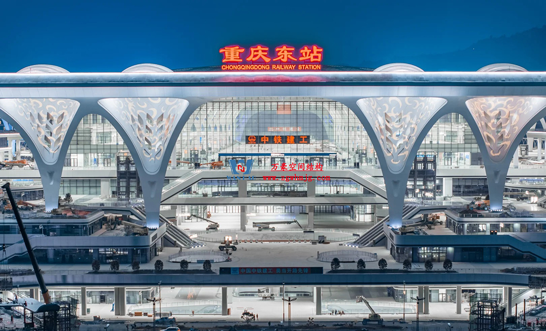 重慶東站:揭開“西部高鐵新地標”神秘面紗 重慶東站:揭開“西部高鐵新地標”神秘面紗
