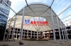 室外張拉膜結構有哪些優點?適用于哪些場所