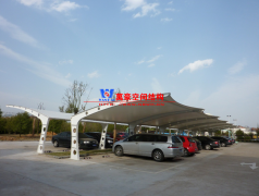 膜結構車棚建筑與傳統結構對比有哪些不同點？