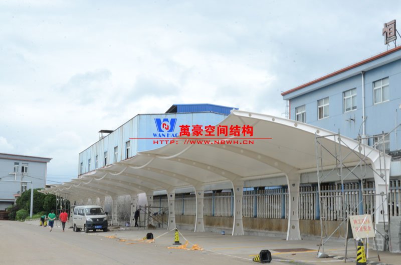 萬(wàn)豪膜結(jié)構(gòu)車棚
