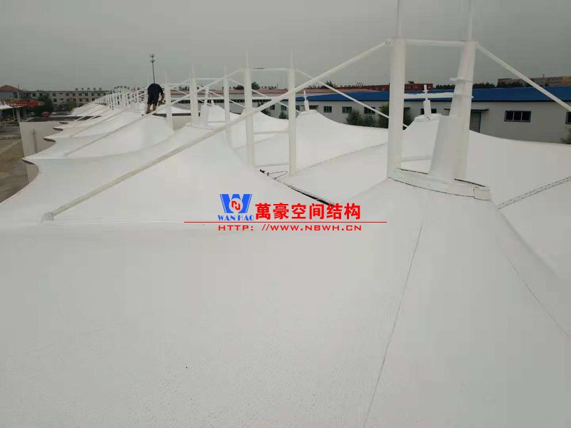 充電樁膜結構雨棚